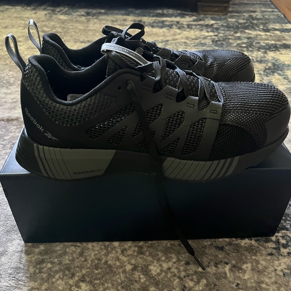 Reebok Men's Composite Toe Work Shoes - image 3